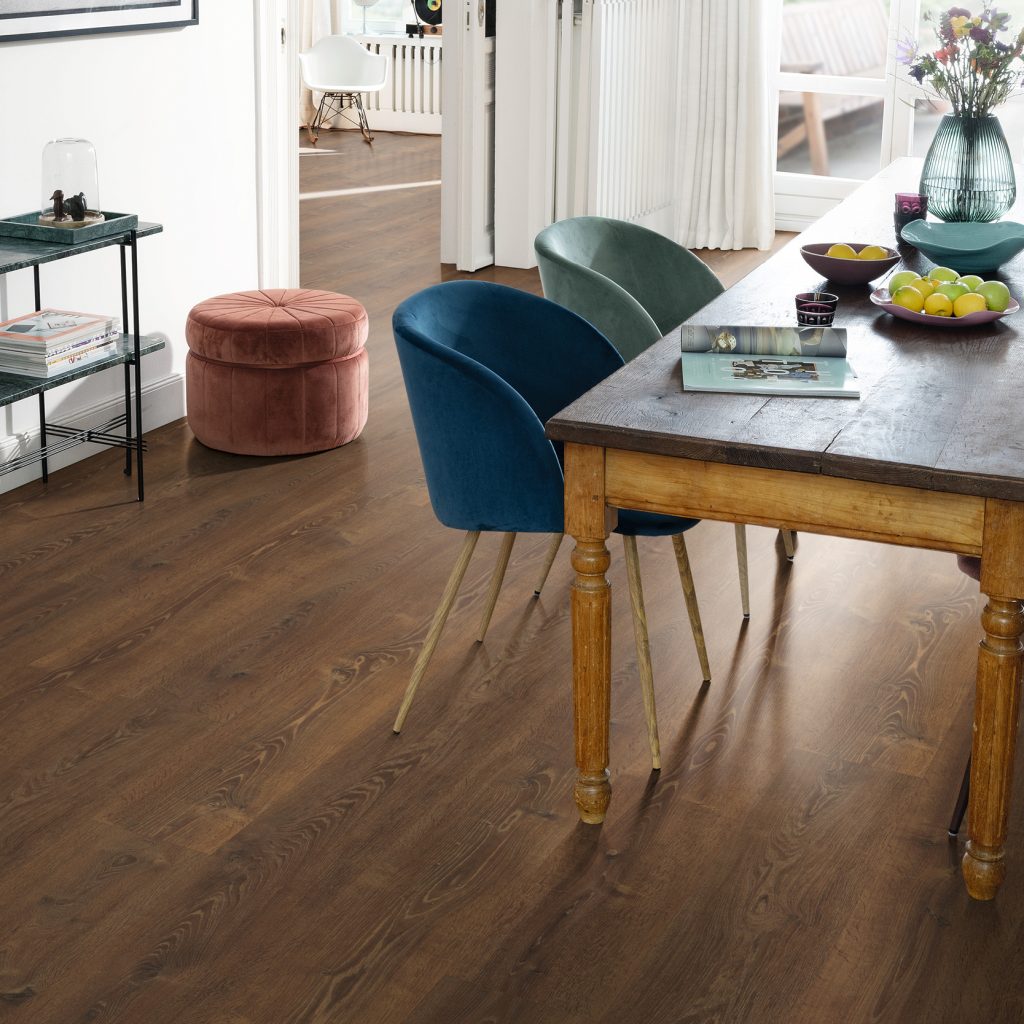 Bayford tobacco roomscene Bayford tobacco